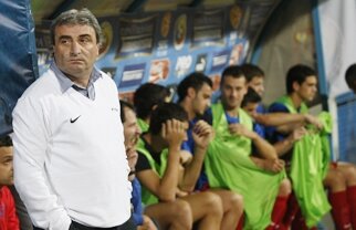 S-a rupt vestiarul la Steaua! Stoichiţă pierde echipa