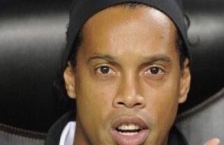 Pele face lobby pentru Ronaldinho: "Eu l-aş convoca pentru Mondial!"