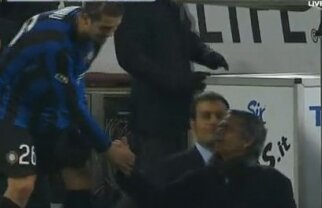 Chivu: "Este magic să fiu din nou în teren!"