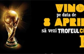 Gică Popescu prezintă trofeul Campionatului Mondial în România!