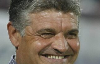 Andone: "Obiectivul nostru e să terminăm în primele 5"