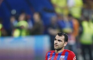 Ilie Dumitrescu: "Stoichiţă riscă jucînd cu numai un închizător"