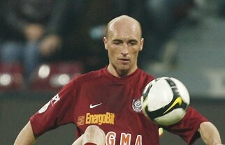 CFR şi Dinamo au decis să facă rocadă de «închizători»: Schimb N'Doye - Mureşan