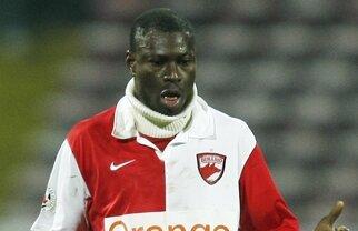 Gigi Becali: "N'Doye e cel mai bun din România, dar ce să fac cu el la Steaua?" :D