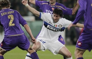 Inter nu a reuşit decît un egal la Firenze şi poate pierde fotoliul de lider » Probleme!