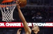 Bulls şi Raptors luptă pentru un loc în playoff