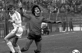 "Fiara" făcuse o artă din obţinerea penalty-urilor: "La viteza mea, scoteam 11 metri cînd voiam!" :D