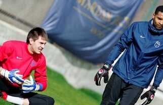 Dilema lui Stoichiţă pentru derby-ul cu Rapid » Tătăruşanu sau Zapata?