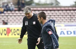 Andone îi motivează pe rapidişti ca pe vremea cînd pregătea pe Dinamo: "Fiţi cîini cu Steaua!"