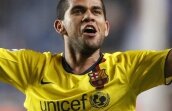 VIDEO / Execuţia zilei! Super foarfecă Dani Alves, cel mai spectaculos fundaş din lume!