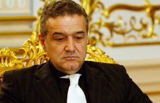 Becali: "From this summer i will return as shareholder and I will reasonable transfers. Just like Paszkany"