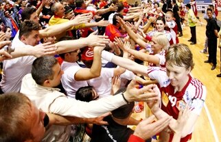 Oltchim - Viborg a început! » Aveţi un bilet în plus?