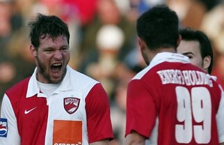 Unii jucători îl acuză pe căpitan că "el e cel care a rupt echipa în două!" » "Niculae, trădătorul"