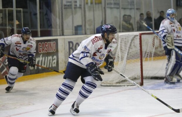 S-au stabilit semifinalele Cupei României: Steaua-Braşov şi HSC Miercurea Ciuc-Dunărea Galaţi