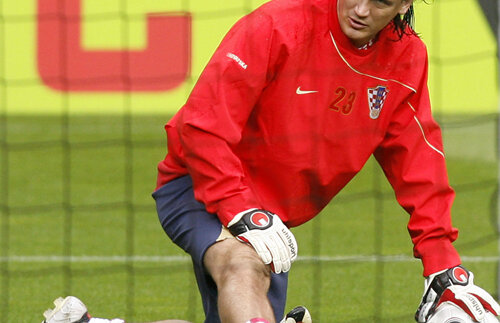 Jucătorii lui Loţi se bat între ei