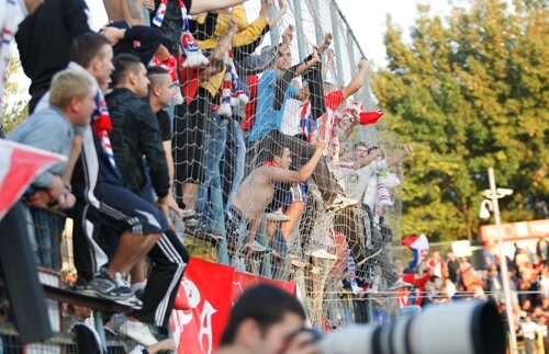 Oţelul se pregăteşte să ia titlu, se înfiinţează Liga Suporterilor Oţelului