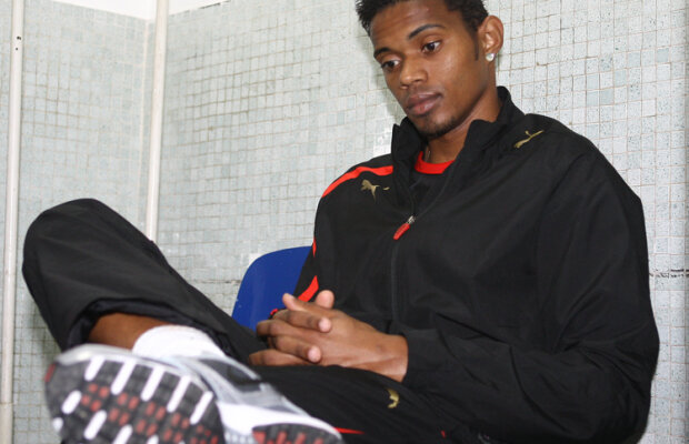 Maicon, folosit din prima etapă? » Steaua aşteaptă cartea verde a brazilianului