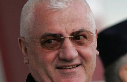 Dragomir ştie reţeta împotriva iernii: "Montaţi-vă instalaţie de încălzire a gazonului. Costă 200.000€!"