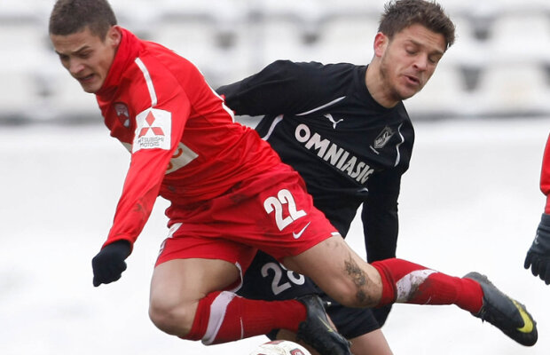 Studenţii acuză arbitrajul » Susţin că nu li s-a dat un penalty şi li s-a anulat aiurea un gol