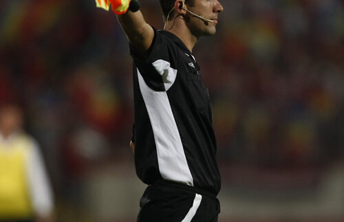 Mediaşul a ieşit la atac: "Ne-au făcut cu arbitrii!"