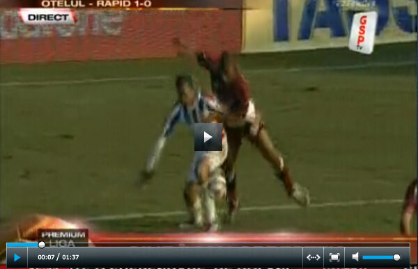 VIDEO / Pena cade în careul Rapidului » Trebuia acordat penalty pentru Oţelul?