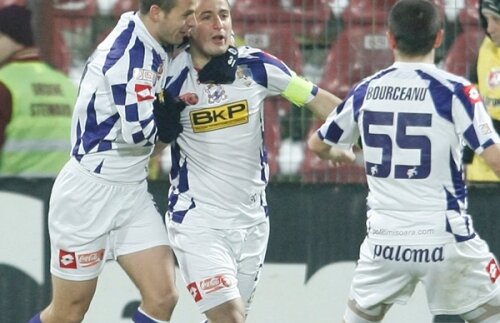 Poli ştie reţeta pentru titlu: nu mai pierde nimic pînă la finalul returului