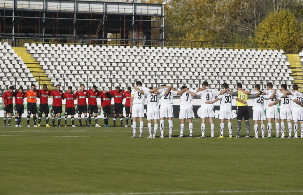 Moment de reculegere la toate meciurile de fotbal din România în memoria victimelor din Japonia