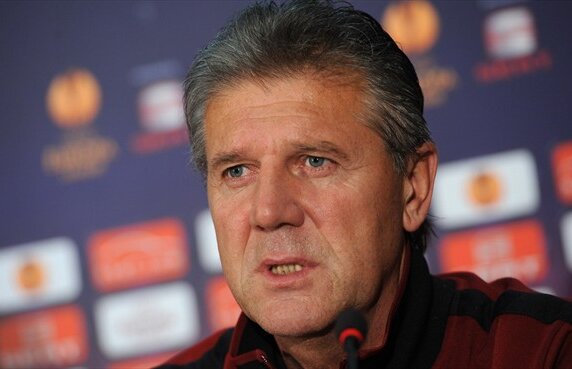 Suspendarea lui Chovanec, ridicată condiţionat de federaţia cehă