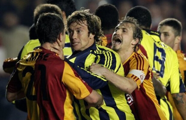 Urmăreşte gratuit pe net derby-ul etapei din Turcia, Galatasaray - Fenerbahce