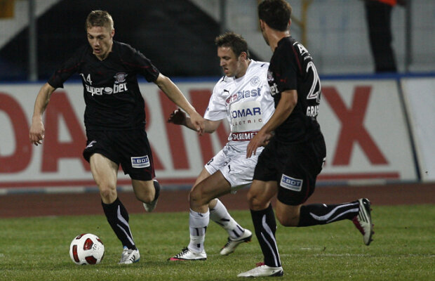 Gloria - Rapid 3-2 după un meci plin de evenimente! "Vamă" îl susţine pe Şumudică şi îi critică pe jucători