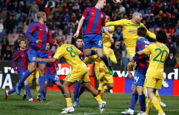 Steliştii declară la unison: "Am pierdut două puncte, adversarii au avut jumătate de ocazie şi au dat gol"