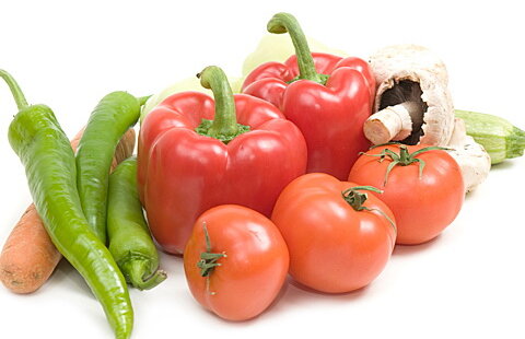 8 trucuri ca sa maninci mai putin