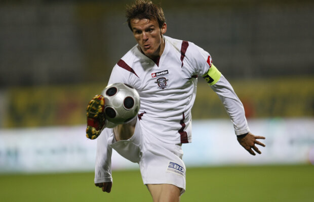 Rapid îl ia şi pe Costin Lazăr în Antalya. Fără el pe teren, giuleştenii au cîştigat un punct în ultimele două meciuri!