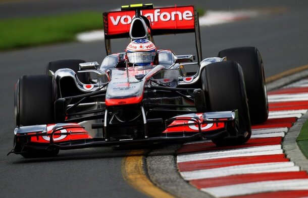 VIDEO » McLaren domină antrenamentele la Melbourne. Mîine dimineaţă sînt calificările!