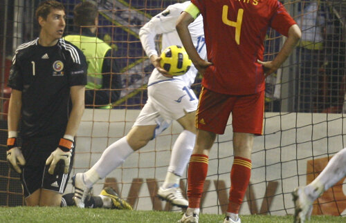 Repriza a doua a devenit un coşmar pentru "naţională" în mandatul lui Lucescu jr. » 19 din 25