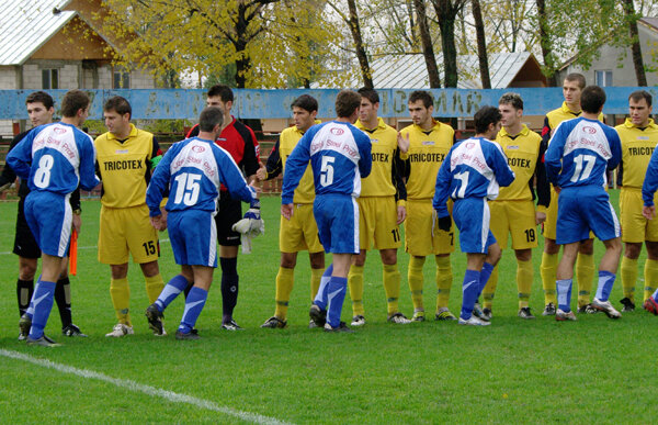 Blaturi în ligile inferioare » Fostul preşedinte de la Breaza ar fi primit 4000 de euro ca să vîndă un meci