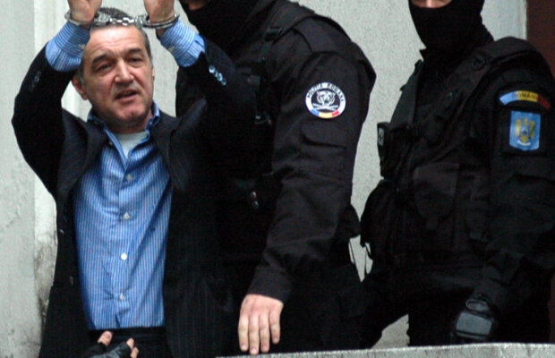 Au trecut doi ani de la cel mai negru moment din viaţa lui Gigi Becali: ARESTAREA!