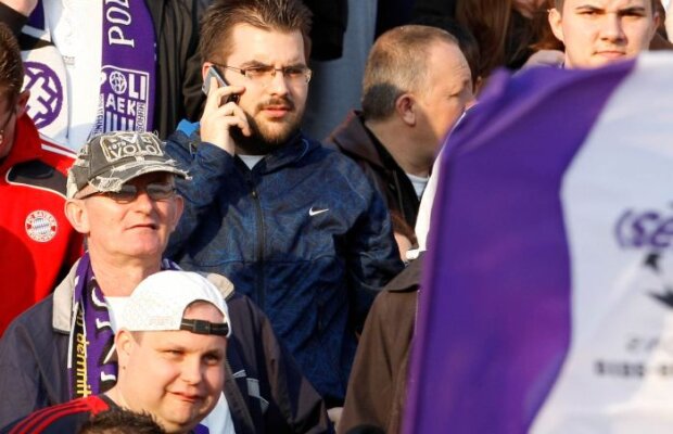 O altfel de cronică la Poli-Steaua » Derby văzut din mijlocul suporterilor