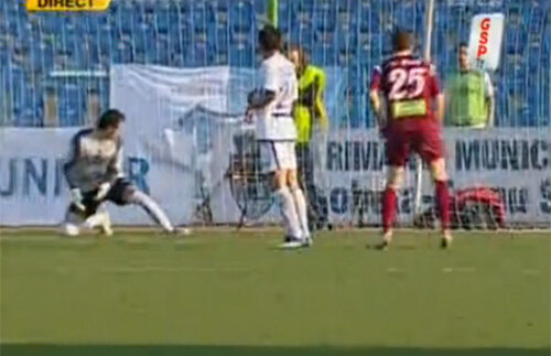 VIDEO / Bastos şutează, Mingote gafează şi CFR reduce din handicap