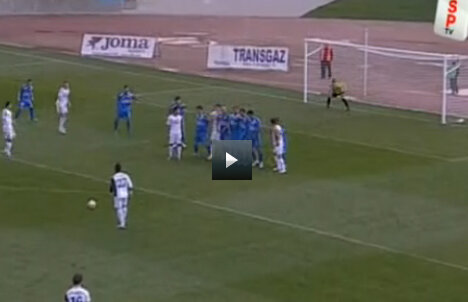 VIDEO / Eric ia la ţintă "transversala" din lovitură liberă