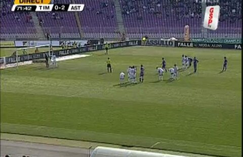 VIDEO / Zicu obţine şi transformă un penalty