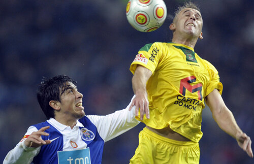 VIDEO: CFR a semnat cu doi jucători importanţi din Liga Sagres » Eventul în Portugalia