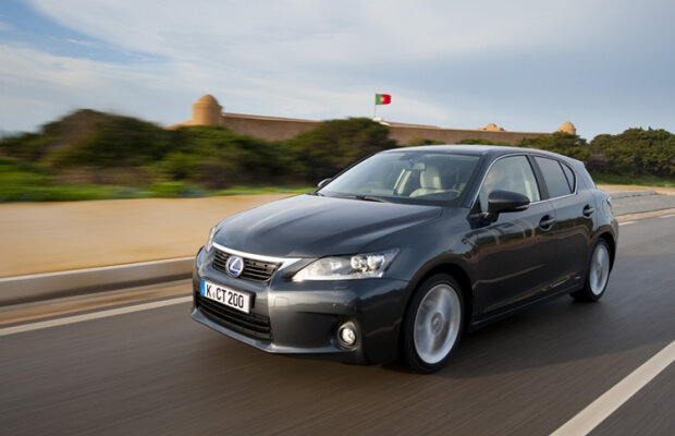 FOTO Noul Lexus Ct 200h s-a lansat în România
