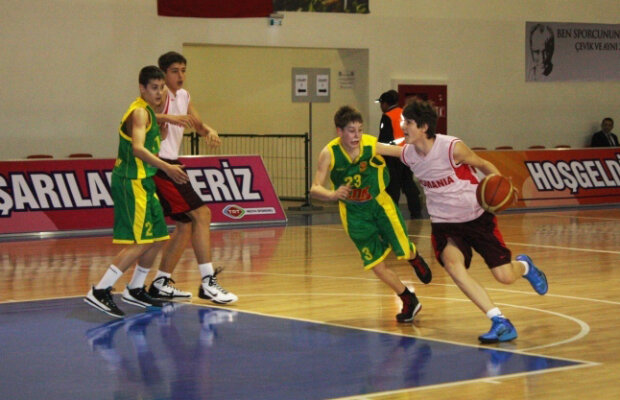 Baschetul românesc are viitor! Trofeu pentru România la 3x3!