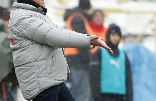 În duelurile dintre Gaz Metan şi Dinamo, gazdele se impun aproape de fiecare dată