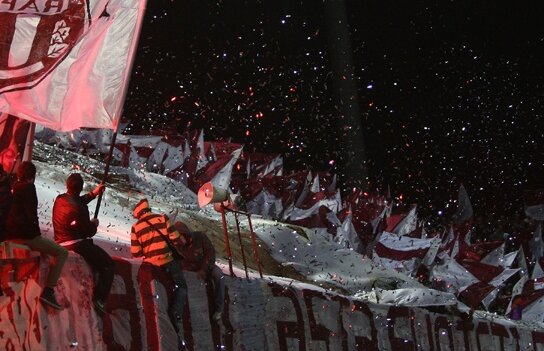 286 de bilete au avut giuleştenii la tribuna 1. Rapidiştii dau  Jandarmeria în judecată pentru că au evacuat 50 dintre ei