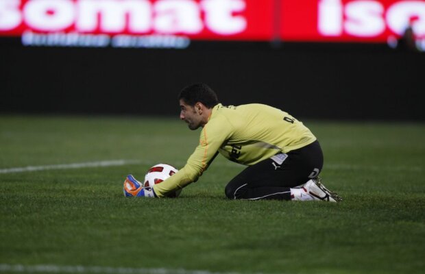 Robert Dumitru: "Nu e vorba de un gol anulat! Jocul era oprit cînd Onofraş i-a luat mingea lui Coman"