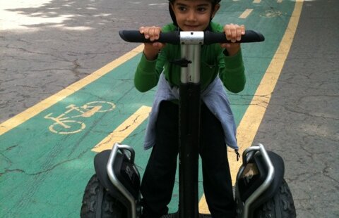 Trotineta-hibrid Segway: perfectă pentru o plimbare relaxantă în Herăstrau