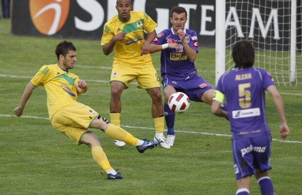 Cronica meciului Vaslui - Poli 1-1 » Domnu' Oţelul, poftiţi la titlu!