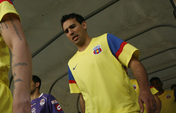 Dat afară de la Steaua, Bonfim aşteaptă oferte de la Rapid şi Dinamo: "Nu contează unde merg, fac treabă" :D